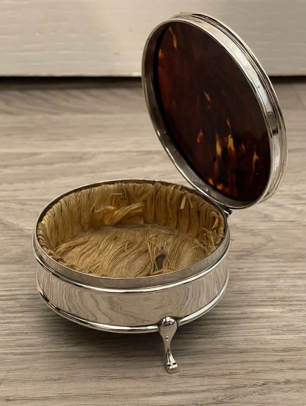 George V Silver & Tortoiseshell Jewellery Box by Horton & Allday View VI