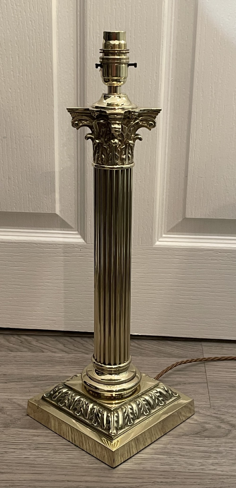 Victorian Brass Corinthian Column Table Lamp