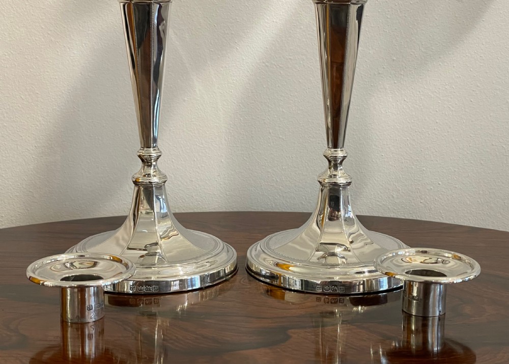 Good Pair of Edwardian Solid Silver Candlesticks, 1907 View III