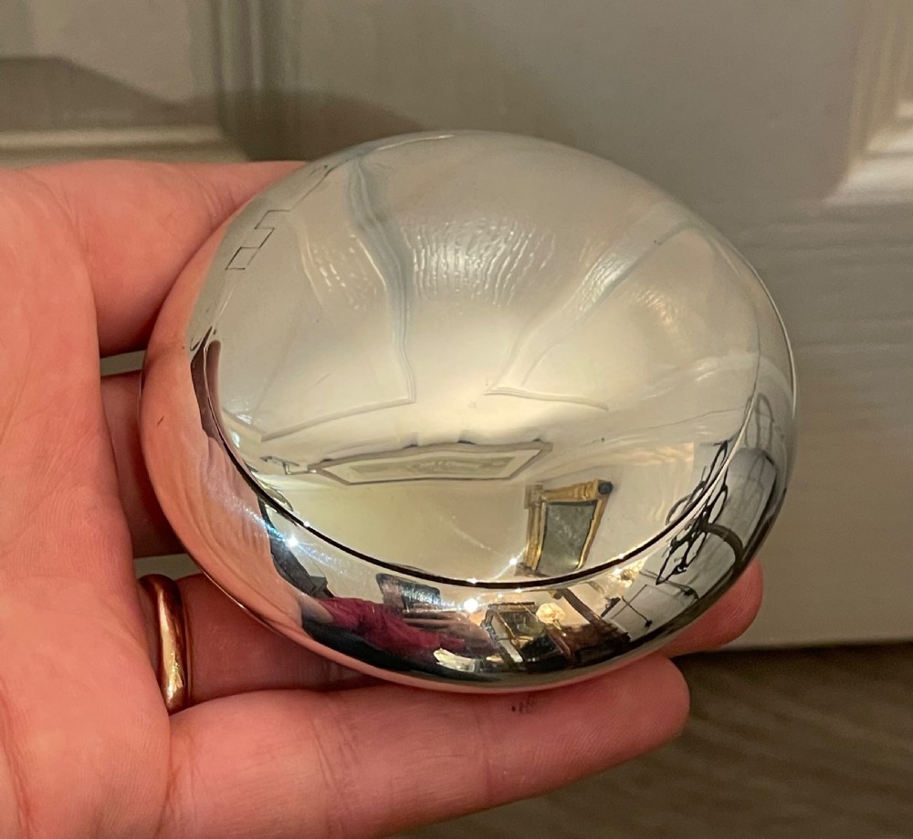Victorian Solid Silver Pebble Shaped Snuff Tobacco Box View II