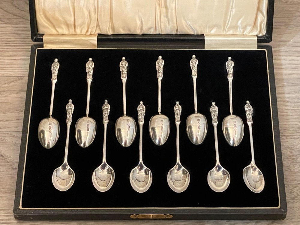 Set of 12 George V Solid Silver Apostle Spoons View VI