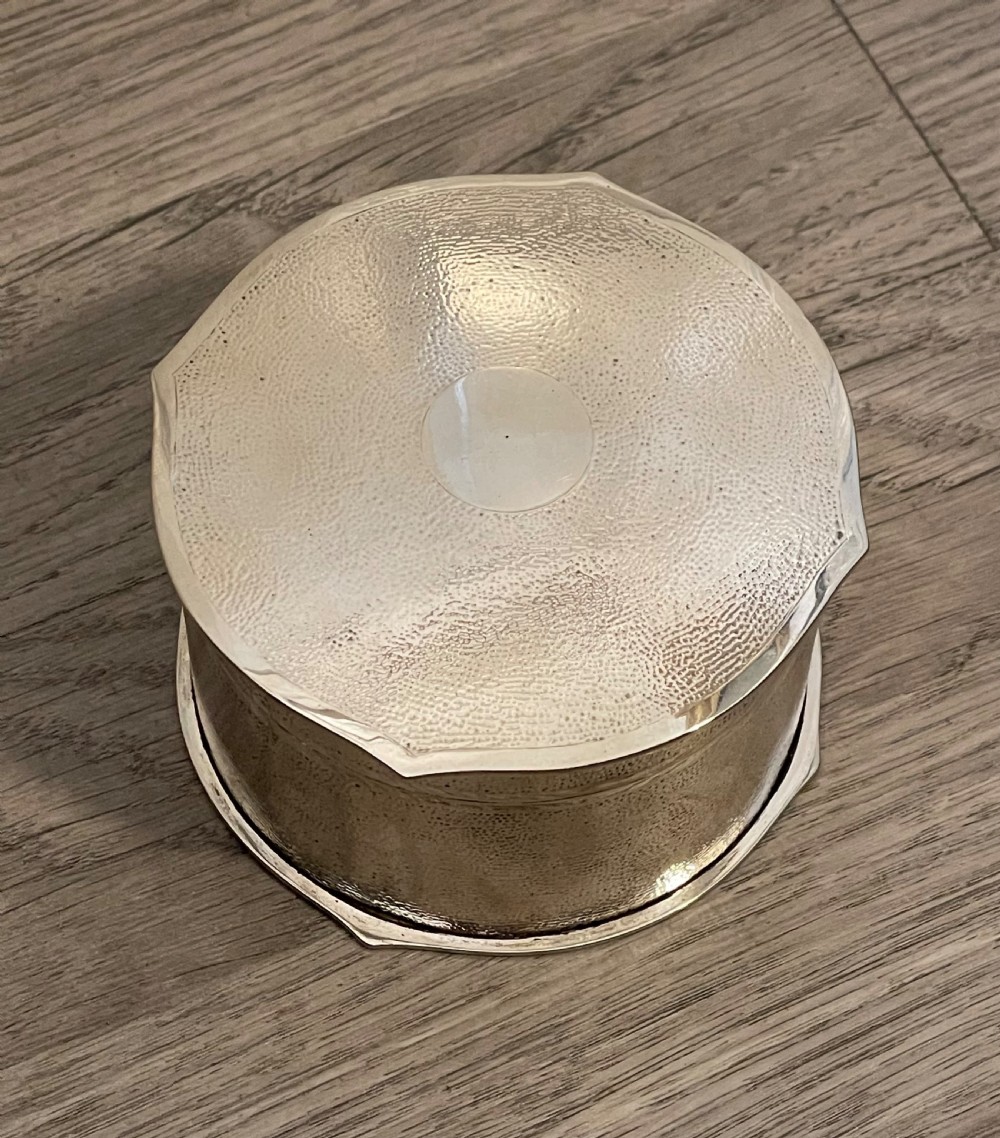 Chinese Solid Silver Box, Hung Chong View II