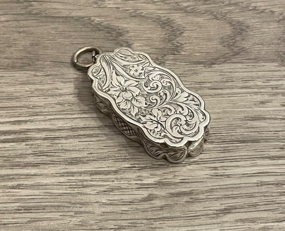 Victorian Silver Viniagrette, 1897 View IV