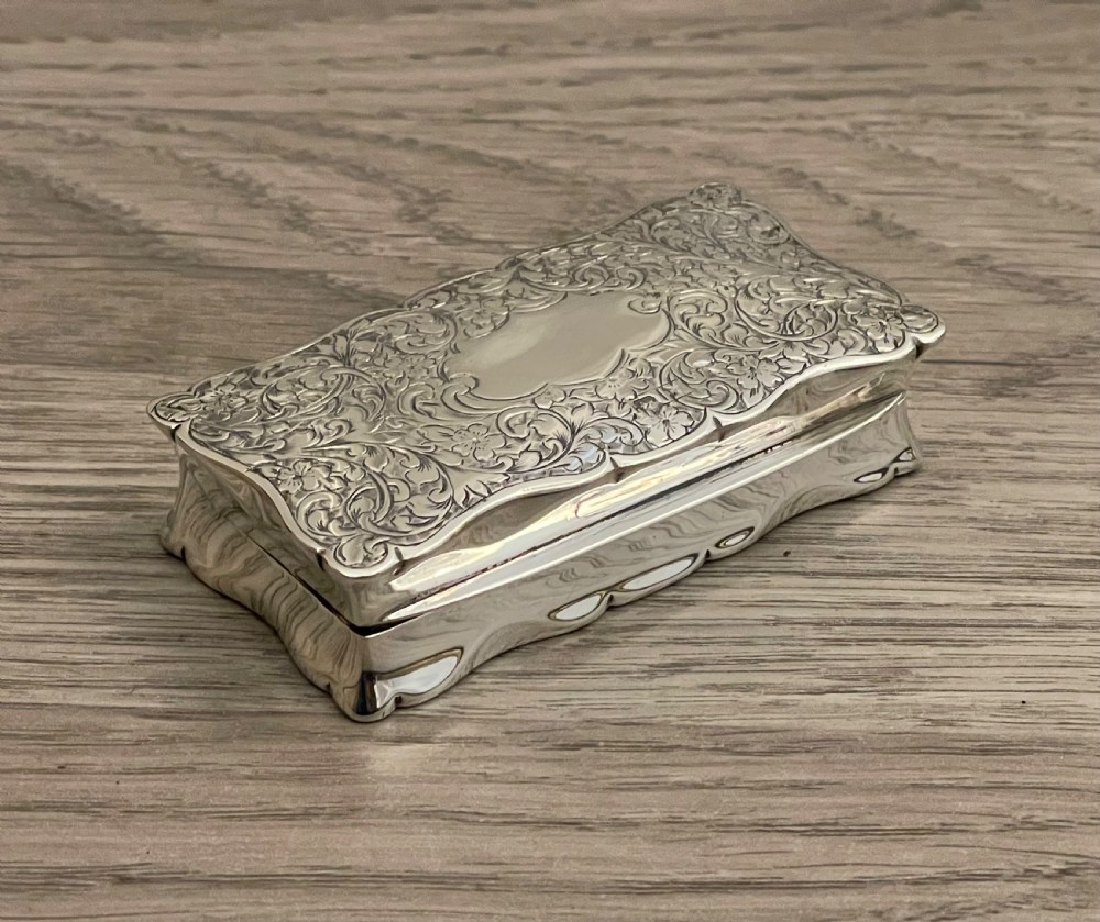 Edwardian Solid Silver Snuff Box by Walker & Hall View II