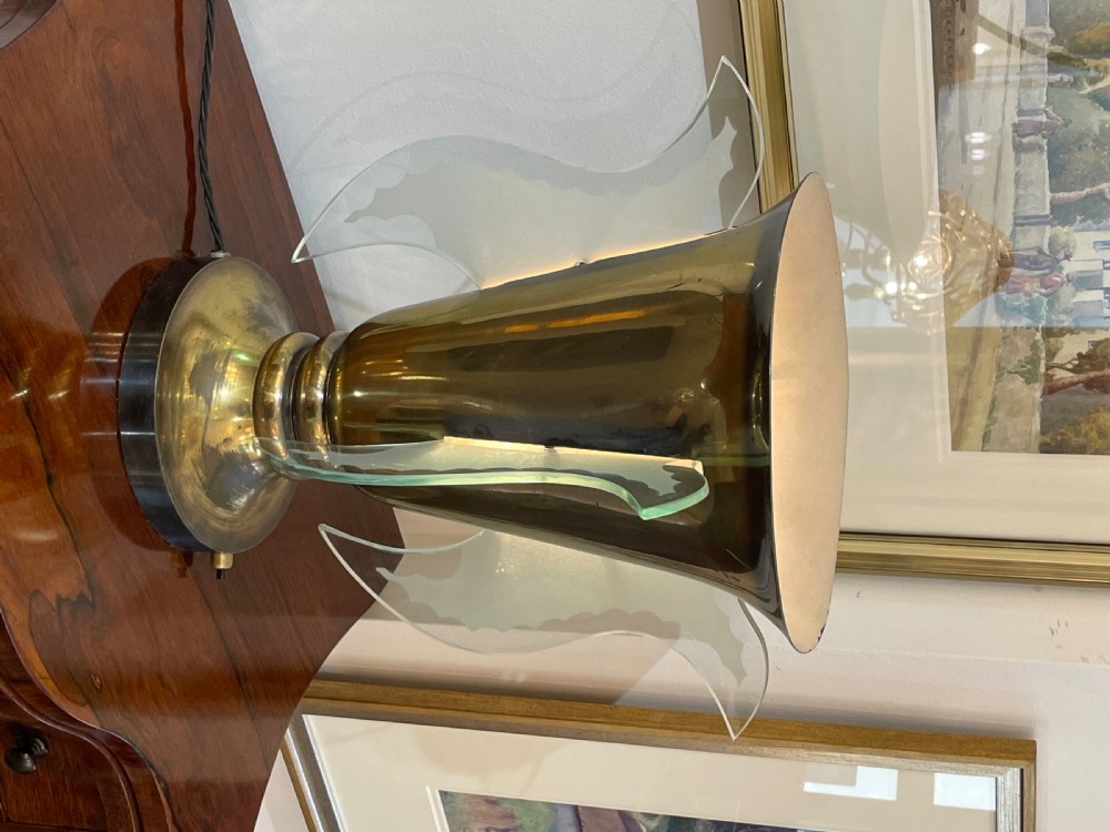 Stylish Art Deco Vase Lamp View II