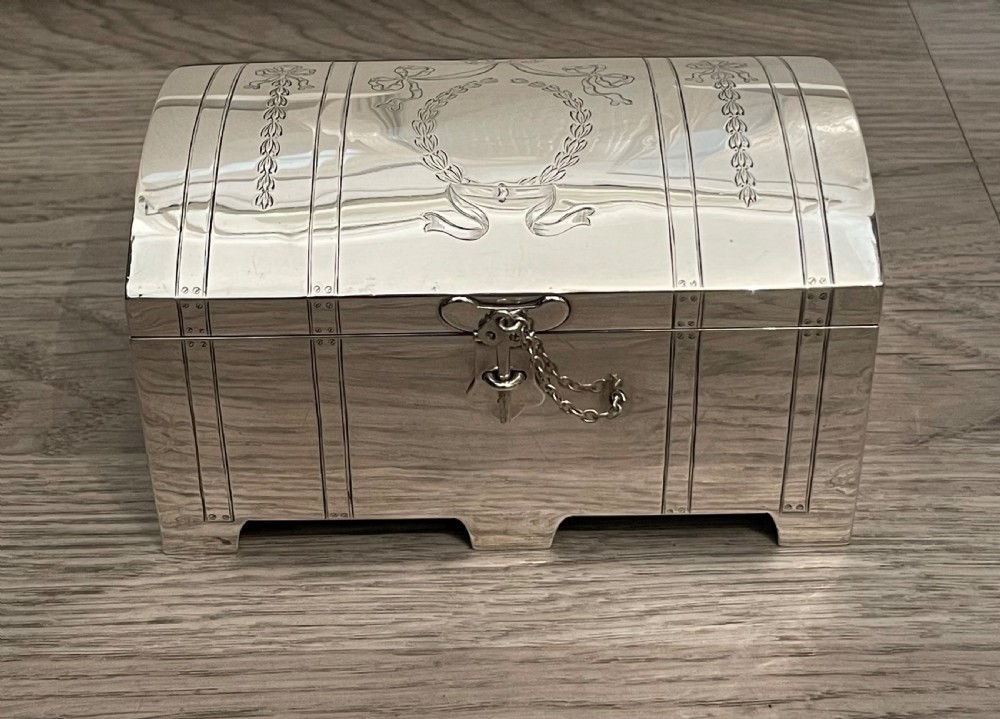 Rare Large Edwardian Solid Silver Jewellery Box, Chester 1910 View III