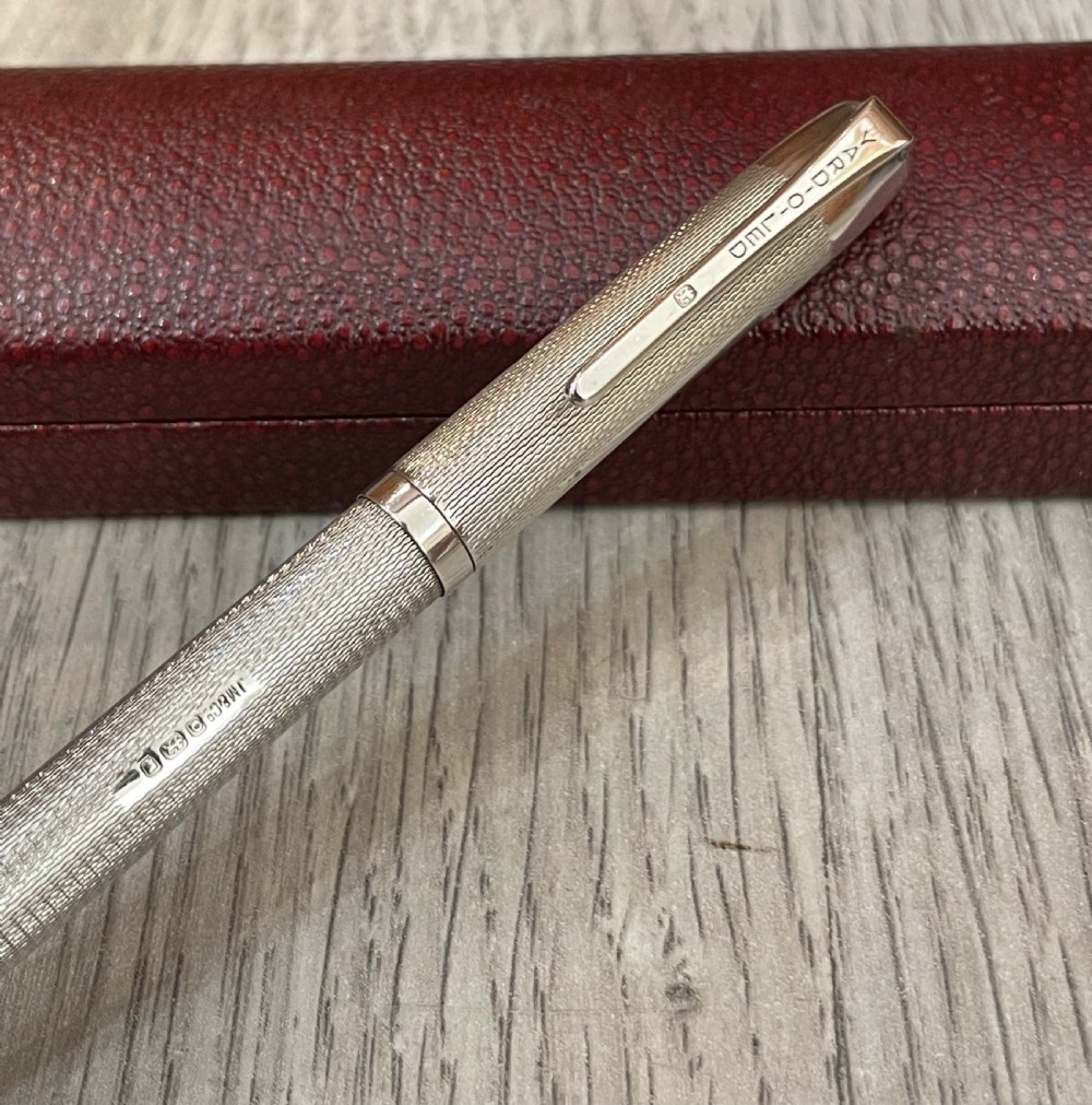 Yard o Led Solid Silver Pencil View III