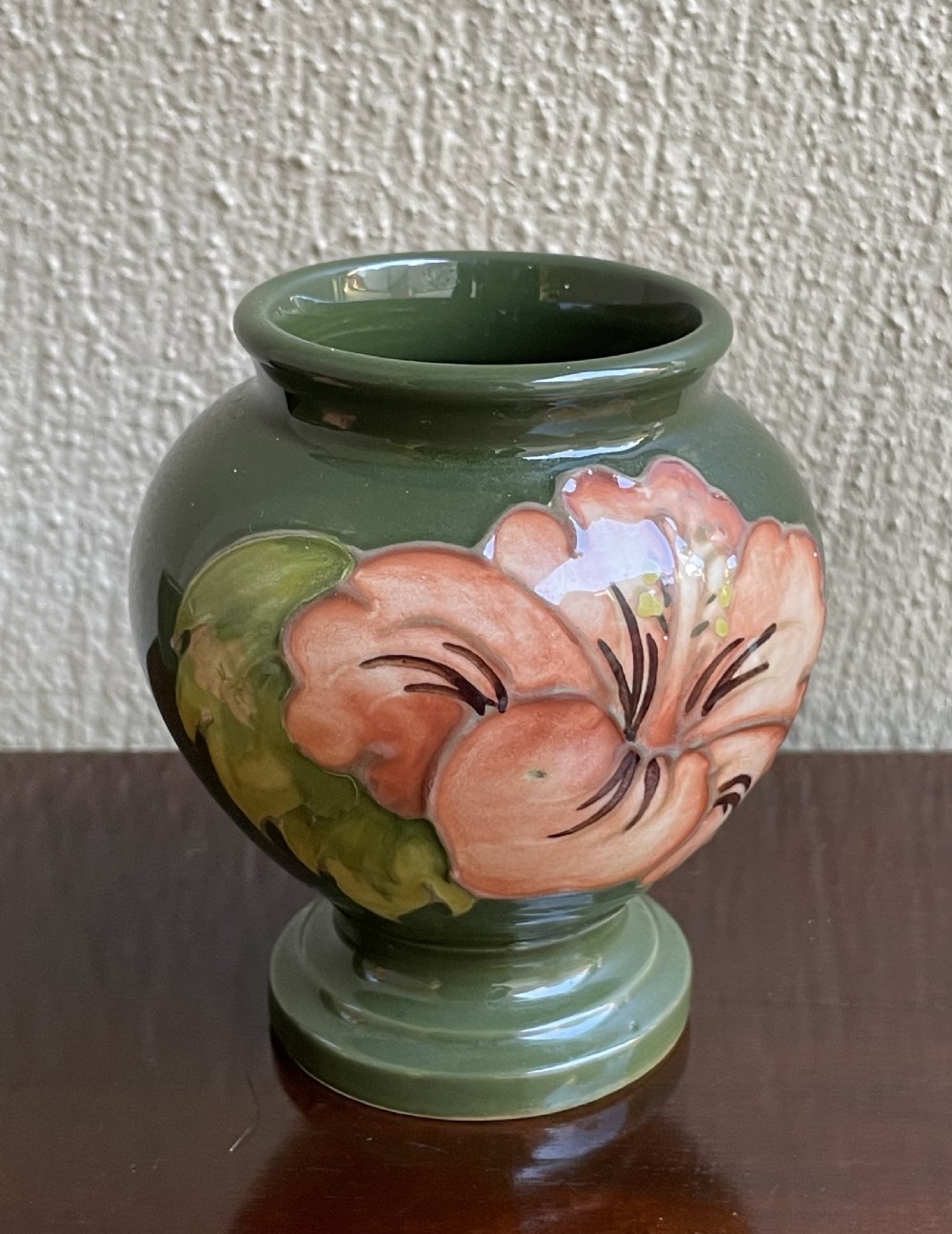 Moorcroft Coral Hibiscus on Olive Green - Small Vase and Oval Pot View III