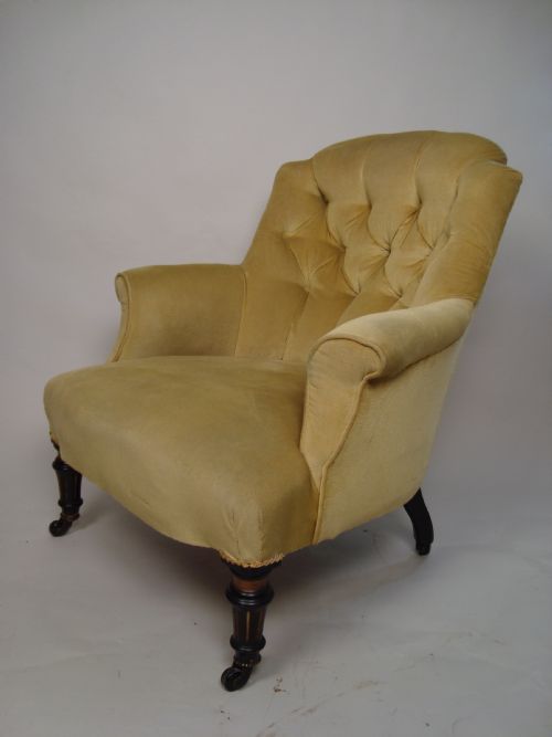 A VICTORIAN BUTTON BACK NURSING CHAIR - ADDITIONAL PHOTO 6