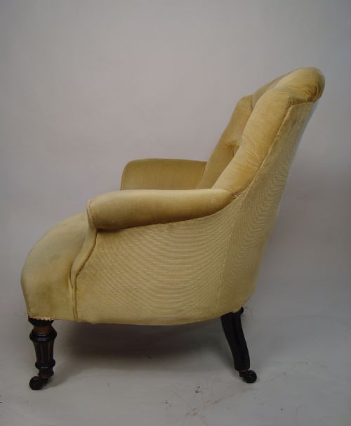 A VICTORIAN BUTTON BACK NURSING CHAIR - ADDITIONAL PHOTO 4
