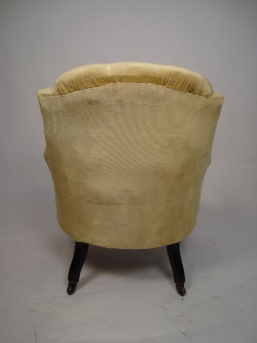 A VICTORIAN BUTTON BACK NURSING CHAIR - ADDITIONAL PHOTO 5