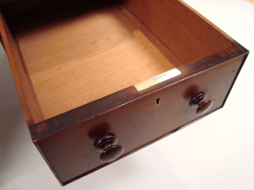 VICTORIAN PEDESTAL WRITING DESK - ADDITIONAL PHOTO 4