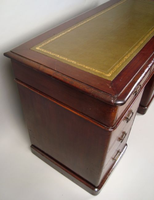 ANTIQUE VICTORIAN PEDESTAL DESK C1890 - ADDITIONAL PHOTO 7