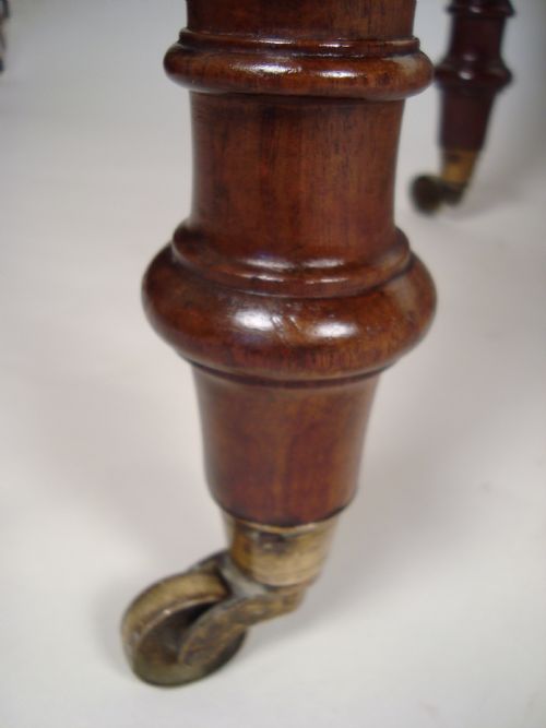 A HANDSOME VICTORIAN WRITING DESK - ADDITIONAL PHOTO 6