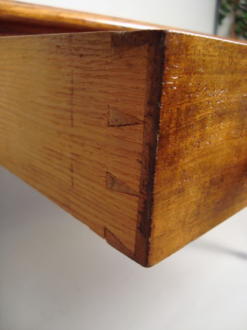 A HANDSOME VICTORIAN WRITING DESK - ADDITIONAL PHOTO 7