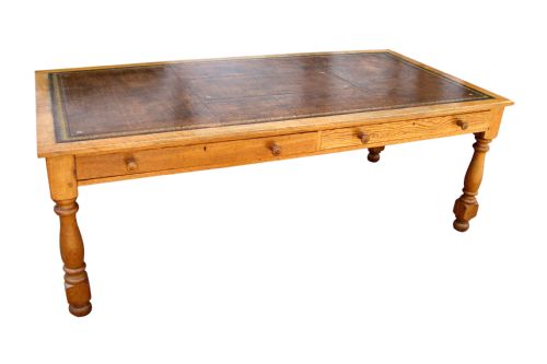 a very large antique golden oak conference writing desk - CATEGORY: ANTIQUE DESKS - DATED 1920
