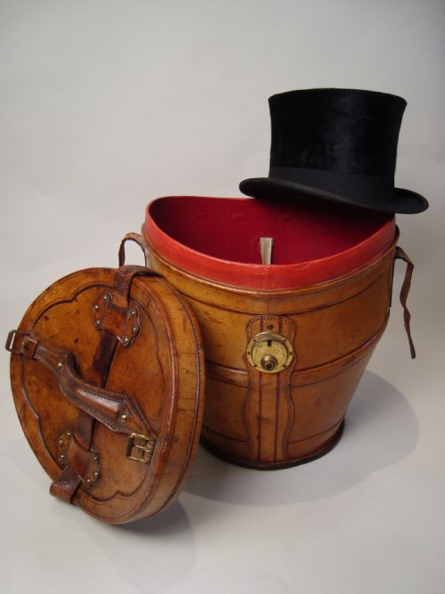 late 19th century leather box with top hat - CATEGORY: ANTIQUE MISCELLANEOUS - DATED VICTORIAN