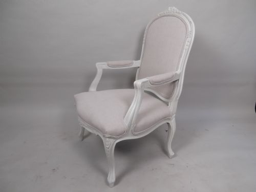 A PAIR OF 19TH CENTURY FRENCH BERGERE CHAIRS - ADDITIONAL PHOTO 1