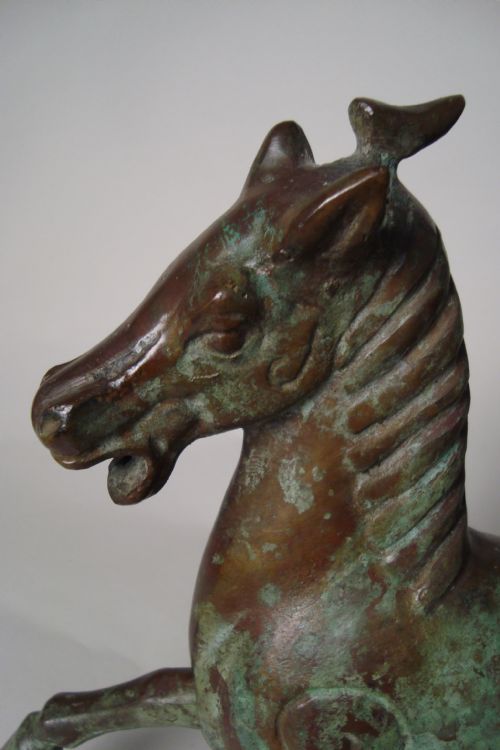 ANTIQUE BRONZE GALLOPING HORSE STATUE DATING FROM 1920'S - ADDITIONAL PHOTO 2