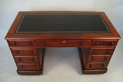 a very impressive victorian pedestal desk - CATEGORY: ANTIQUE DESKS - DATED VICTORIAN