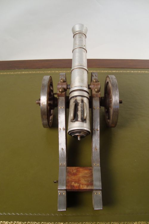 A VERY DECORATIVE CANNON - ADDITIONAL PHOTO 2