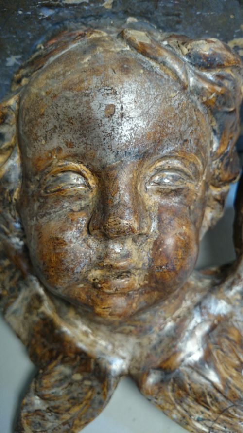 A MAGNIFICENT EARLY 18TH CENTURY ITALIAN CHERUB - ADDITIONAL PHOTO 2