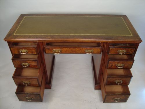A VERY ATTRACTIVE BURR WALNUT PEDESTAL DESK - ADDITIONAL PHOTO 3