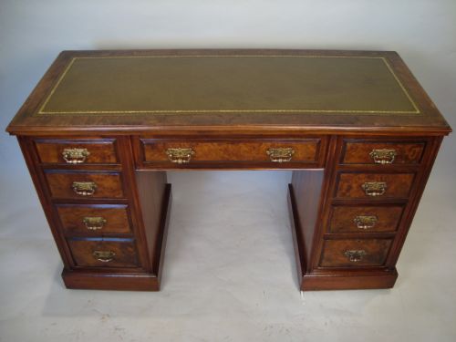 A VERY ATTRACTIVE BURR WALNUT PEDESTAL DESK - ADDITIONAL PHOTO 9