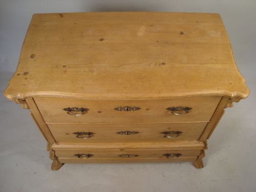 A DELIGHTFUL FRENCH CHEST OF DRAWERSCOMMODE CIRCA 1850 - ADDITIONAL PHOTO 5