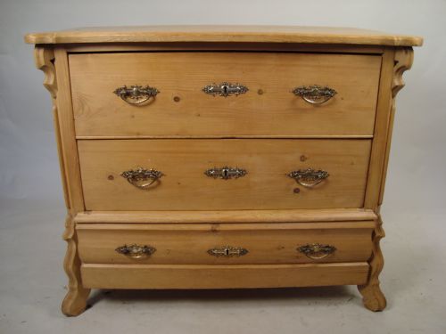 A DELIGHTFUL FRENCH CHEST OF DRAWERSCOMMODE CIRCA 1850 - ADDITIONAL PHOTO 6