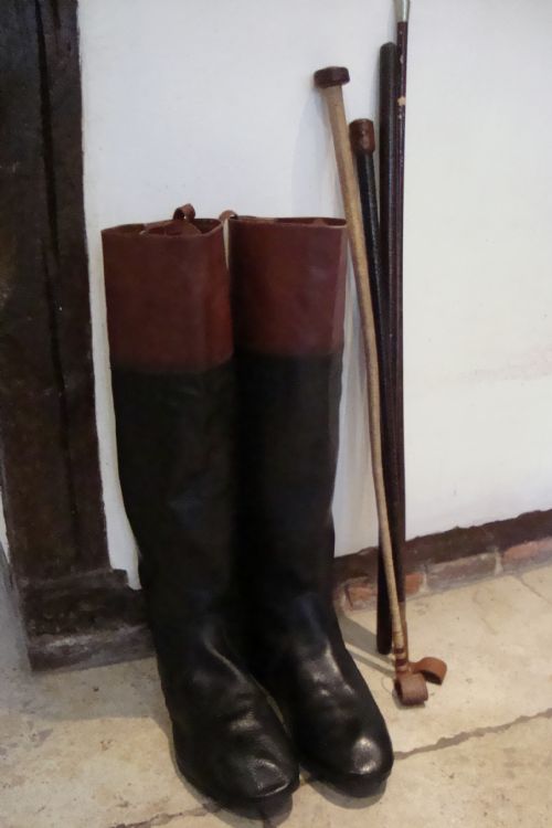 a pair of vintage riding boots - CATEGORY: ANTIQUE MISCELLANEOUS - DATED 1930