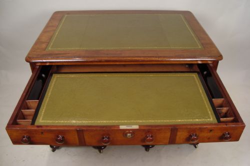 A SUPERB AND INCREDIBLY RARE PARTNERS DESK - ADDITIONAL PHOTO 2