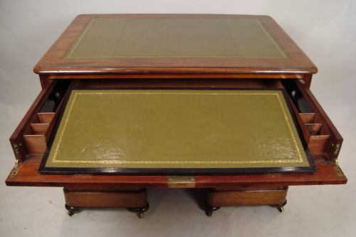A SUPERB AND INCREDIBLY RARE PARTNERS DESK - ADDITIONAL PHOTO 3