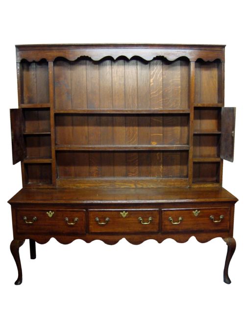 A DELIGHTFUL 18THC OAK DRESSER - ADDITIONAL PHOTO 2