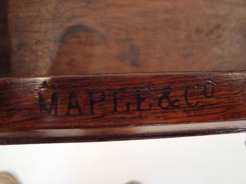 A DELIGHTFUL EDWARDIAN DESK BY MAPLE CO - ADDITIONAL PHOTO 3