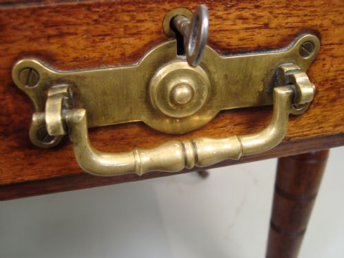 A DELIGHTFUL EDWARDIAN DESK BY MAPLE CO - ADDITIONAL PHOTO 4