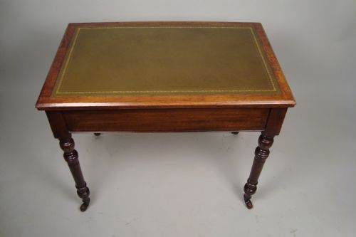 AN EDWARDIAN OAK WRITING DESKTABLE - ADDITIONAL PHOTO 6