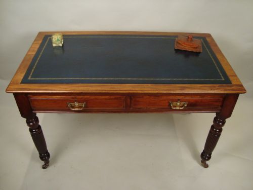a fine edwardian large writing table - CATEGORY: ANTIQUE DESKS - DATED EDWARDIAN