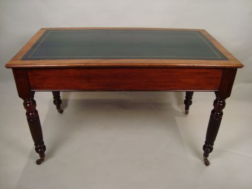 A FINE EDWARDIAN LARGE WRITING TABLE - ADDITIONAL PHOTO 6