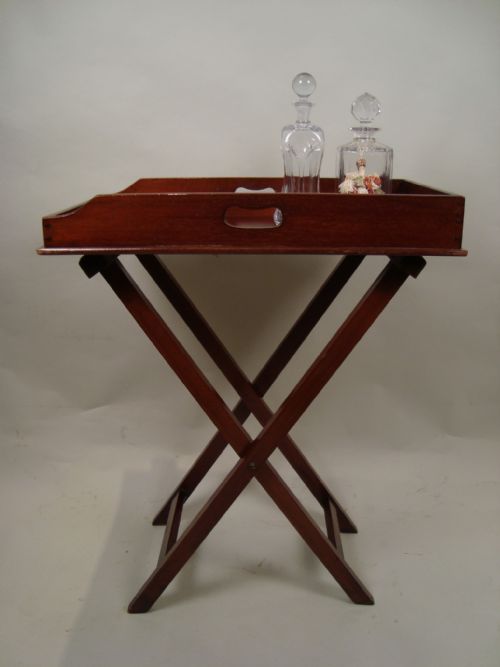 AN ELEGANT VICTORIAN MAHOGANY BUTLERS TRAY - ADDITIONAL PHOTO 5