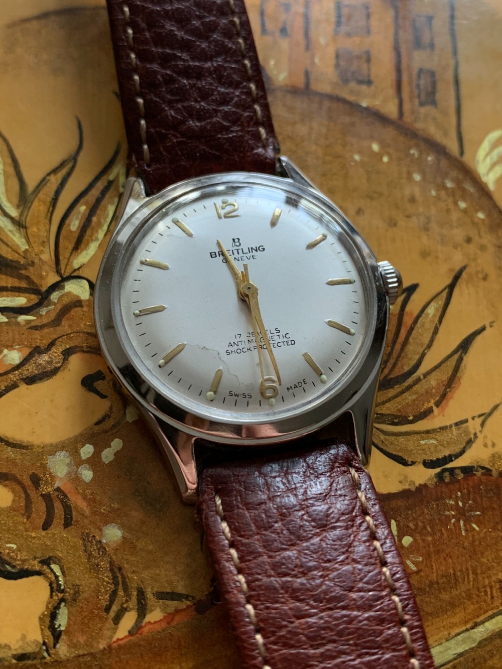 Breitling Wristwatch - Model No 2916 - Manual Wind View V