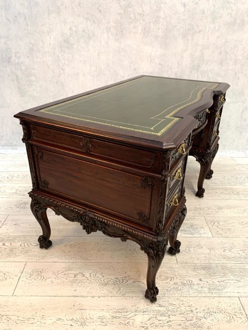 CHIPPENDALE STYLE EDWARDS ROBERTS PEDESTAL DESK - ADDITIONAL PHOTO 1