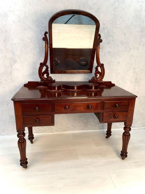 ELEGANT VICTORIAN MAHOGANY DRESSING TABLE - ADDITIONAL PHOTO 11