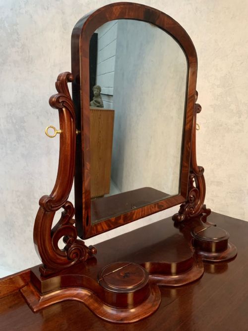 ELEGANT VICTORIAN MAHOGANY DRESSING TABLE - ADDITIONAL PHOTO 13