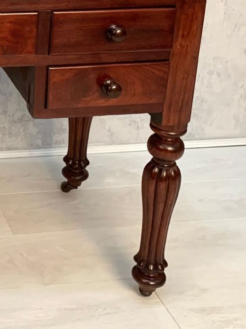 ELEGANT VICTORIAN MAHOGANY DRESSING TABLE - ADDITIONAL PHOTO 14