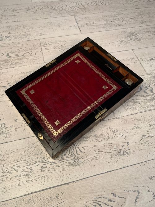 VICTORIAN BRASSBOUND BURR WALNUT WRITING SLOPE - ADDITIONAL PHOTO 3