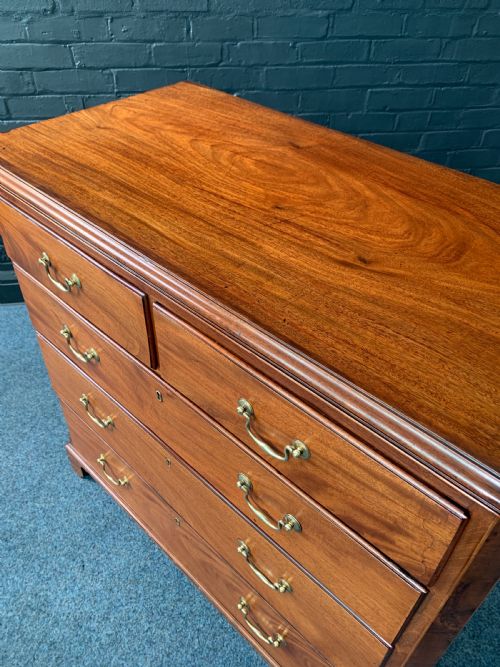 PRETTY GEORGE III MAHOGANY CHEST OF DRAWERS - ADDITIONAL PHOTO 27