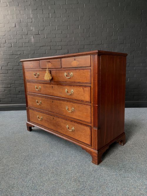 EIGHTEENTH CENTURY LINE INLAID OAK MAHOGANY CROSS BANDED CHEST OF DRAWERS - ADDITIONAL PHOTO 1