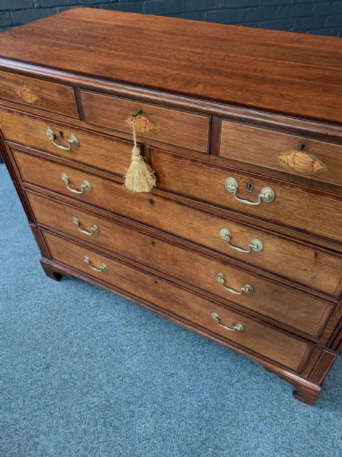 EIGHTEENTH CENTURY LINE INLAID OAK MAHOGANY CROSS BANDED CHEST OF DRAWERS - ADDITIONAL PHOTO 6