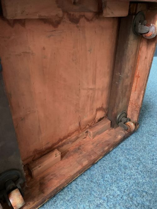 PAIR OF ANTIQUE VICTORIAN FLAME MAHOGANY BEDSIDE CABINETS - ADDITIONAL PHOTO 13